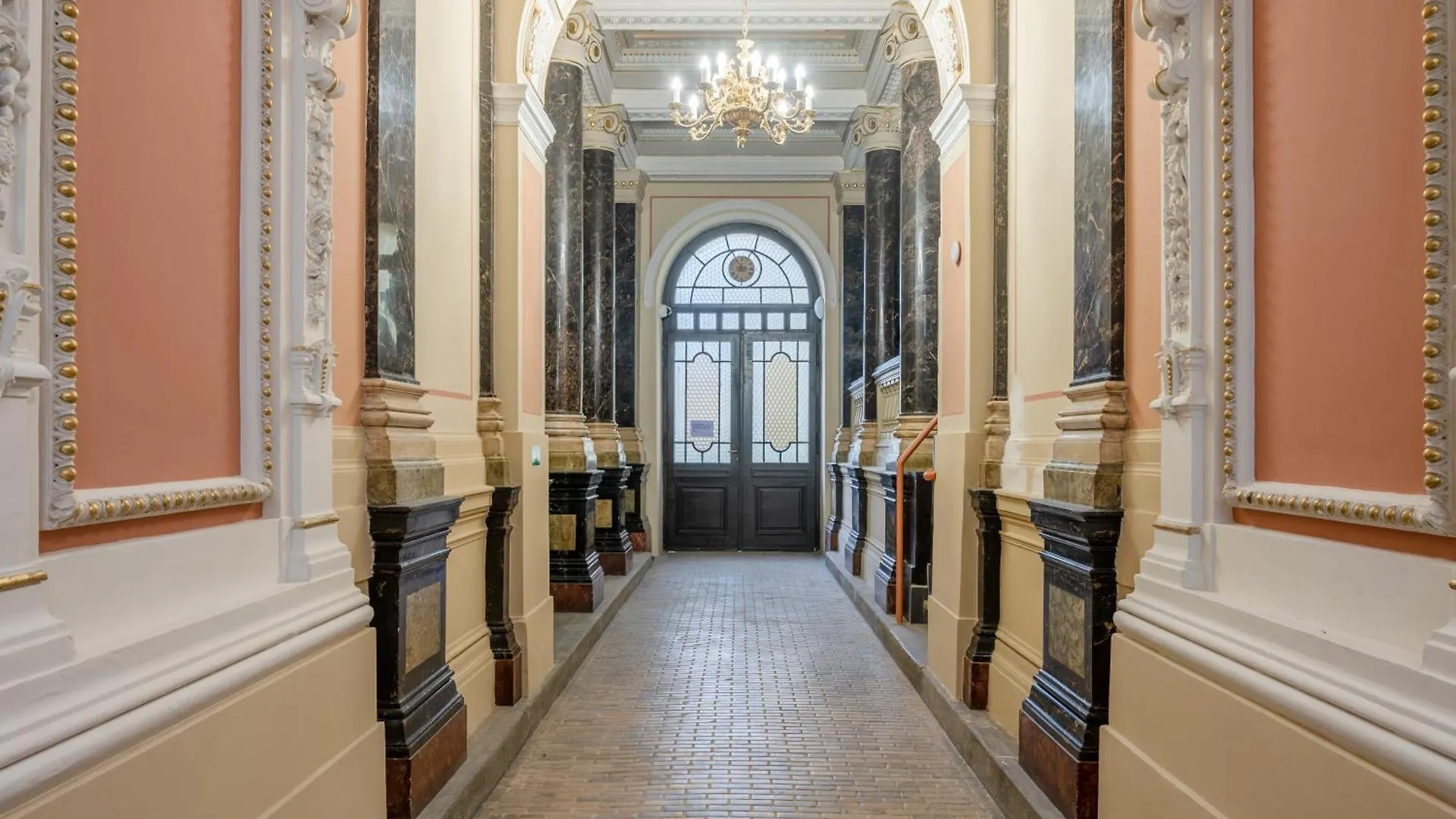 Apartment Palace Petrarca Prague