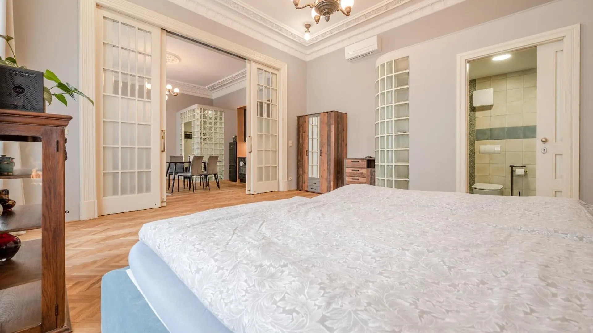 Palace Petrarca Prague Apartment