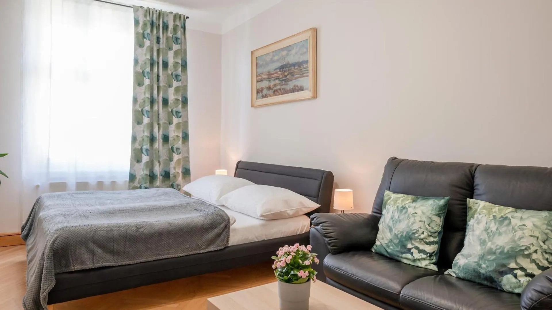 Apartment Palace Petrarca Prague