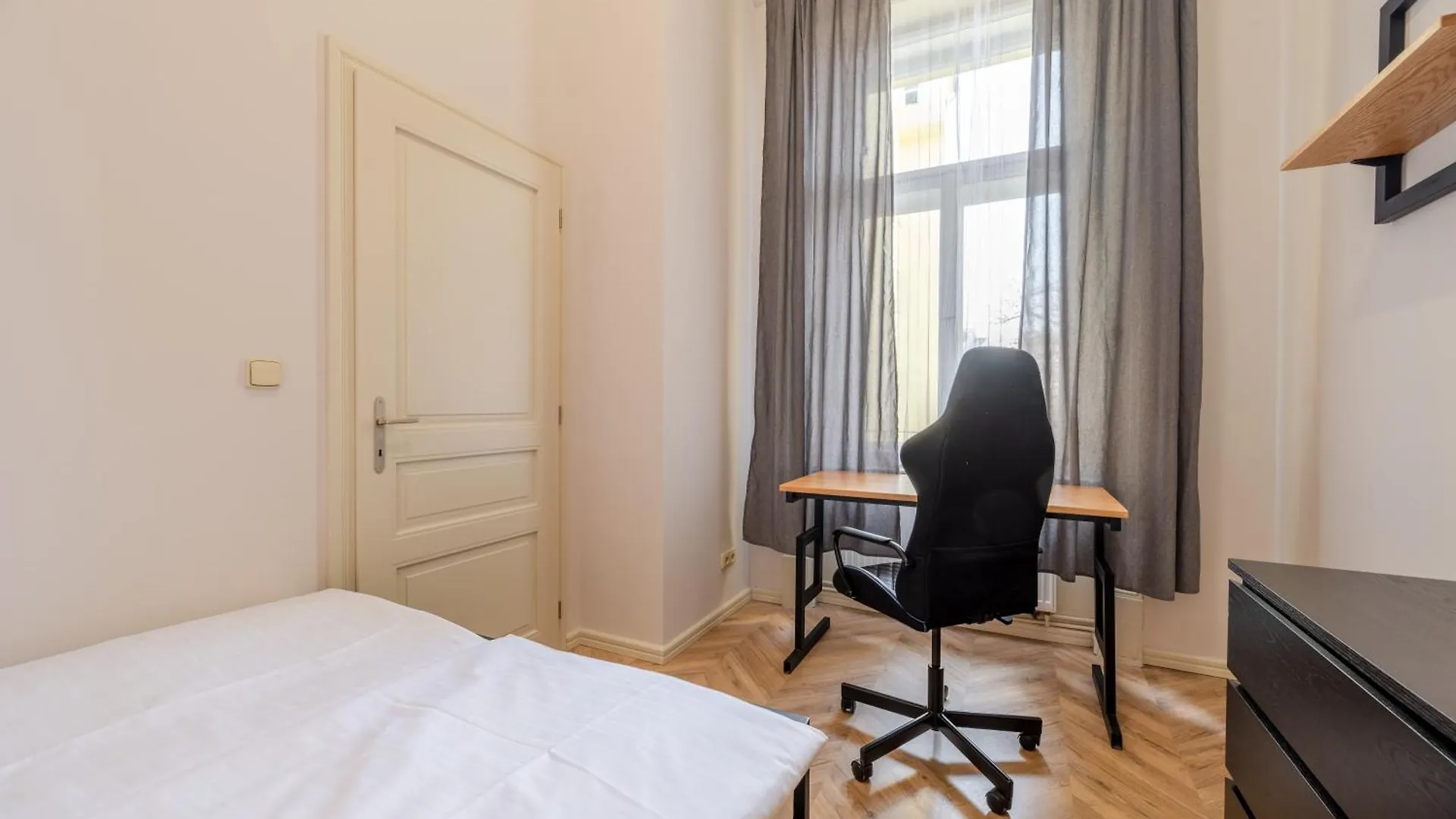 Apartment Palace Petrarca Prague